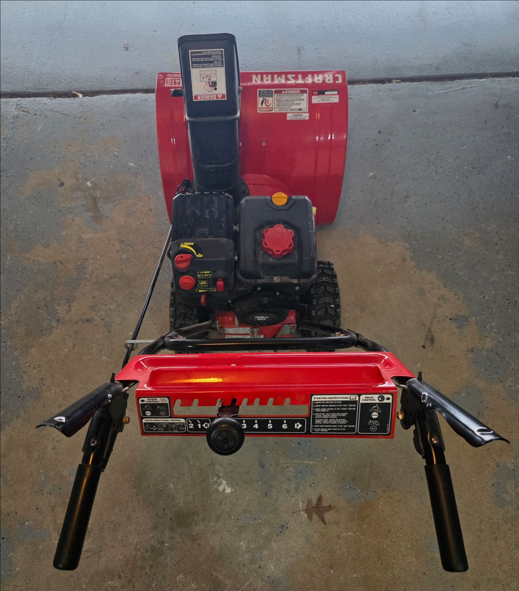 CRAFTSMAN SB410 24-in Two-stage 208-cc Gas Snowblower - photo 4