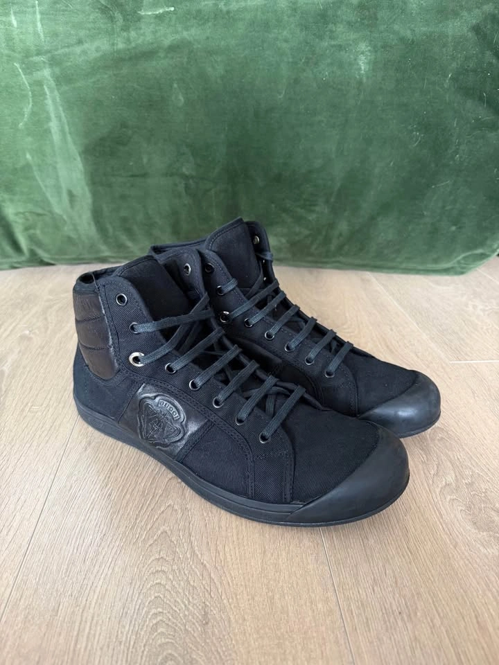 Gucci Men’s High Top Web Black Sneakers - Size 10.5 - photo 2