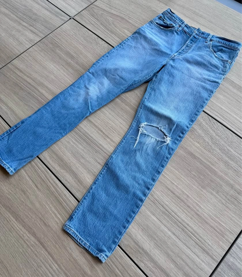 Women’s Levi’s 501 Original Fit Jeans - Size W32 L32 - photo 3