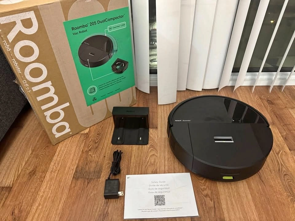 iRobot Roomba 205 – LiDAR, 60-Day Auto-Compact Bin, Like New
