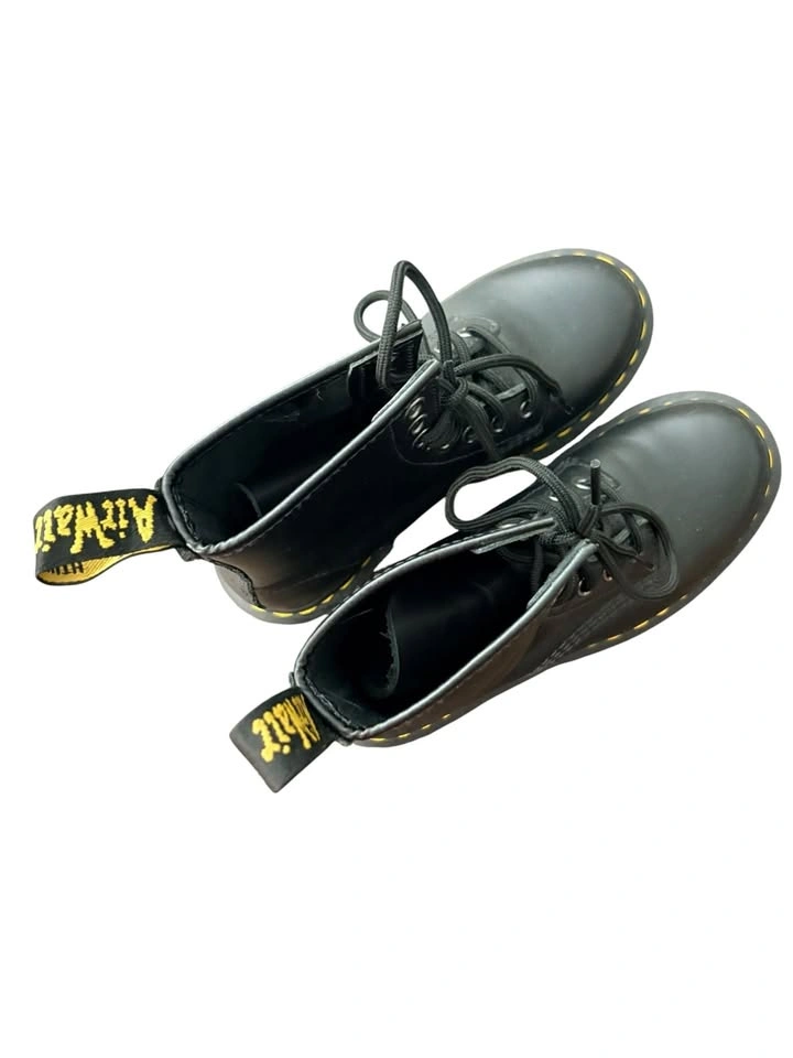 Dr. Martens 1460 Classic 8-Eye Combat Boots | Size 5 Women’s - photo 4
