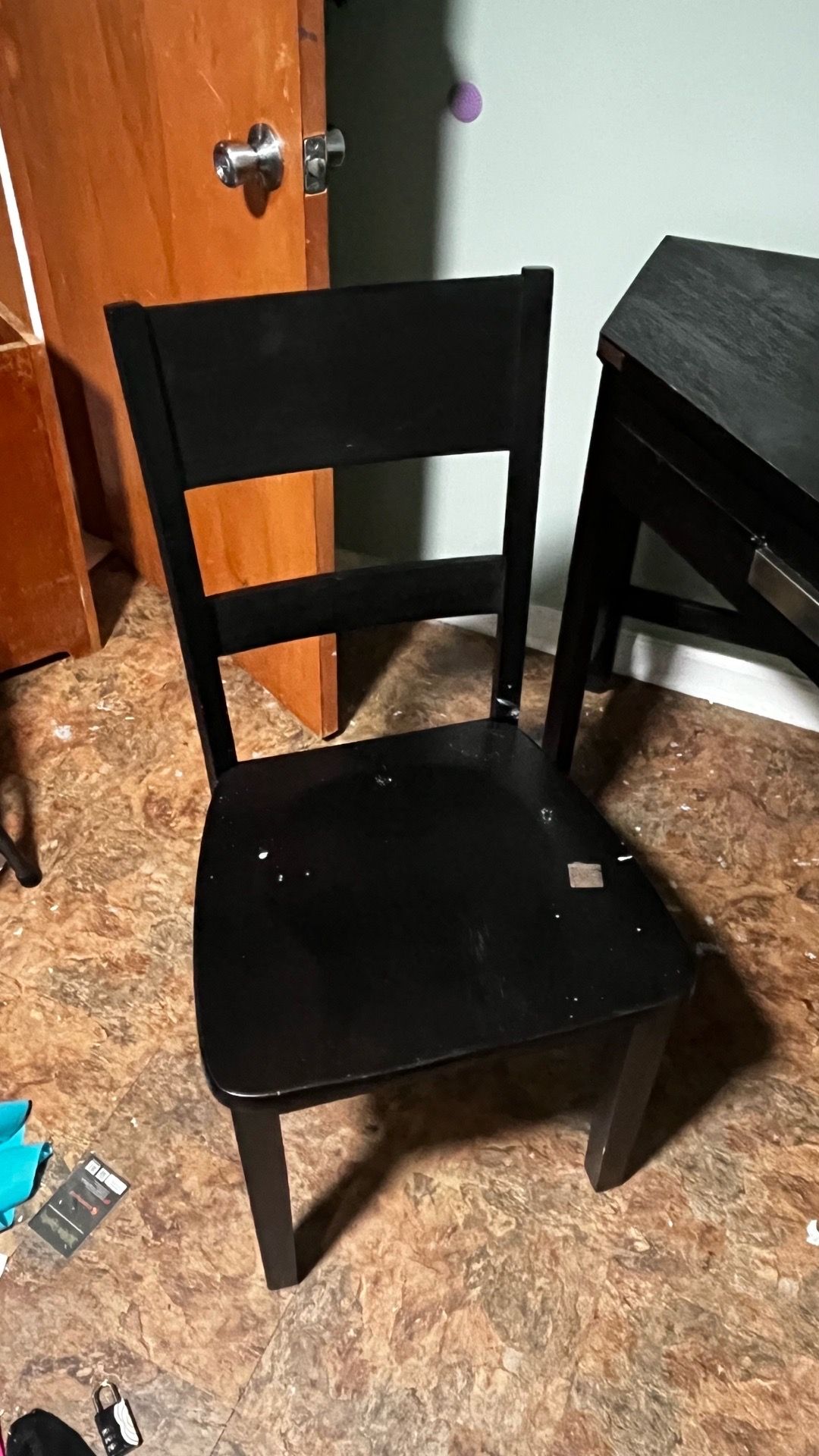 Desk with chair included - photo 3