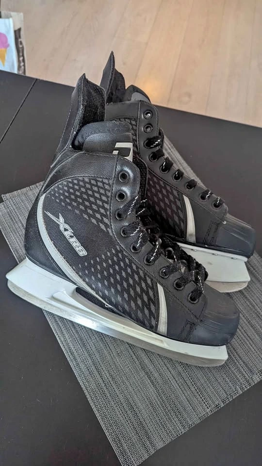 Hockey Skates US 12