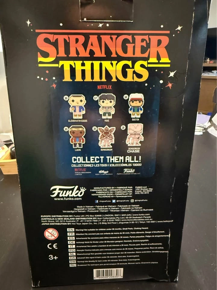Stranger Things Figure Set - photo 3