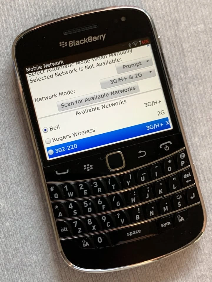 Mobile Cellphone BlackBerry Bold 9900 GSM/3G - photo 2