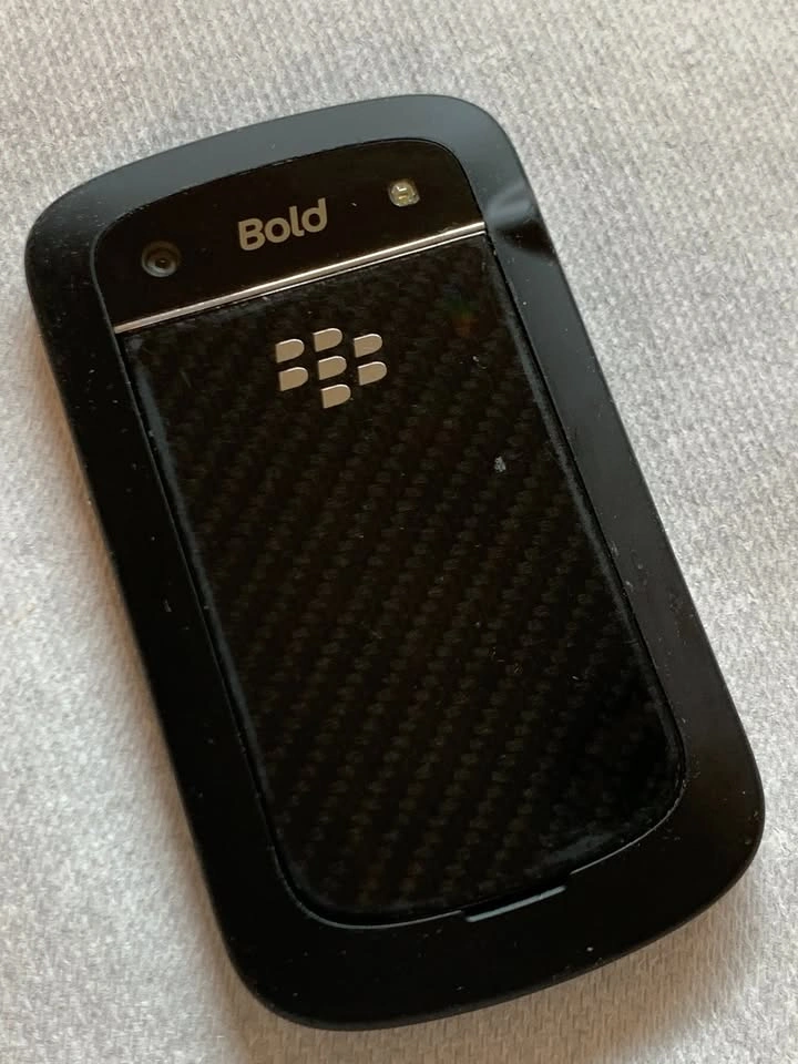 Mobile Cellphone BlackBerry Bold 9900 GSM/3G - photo 5