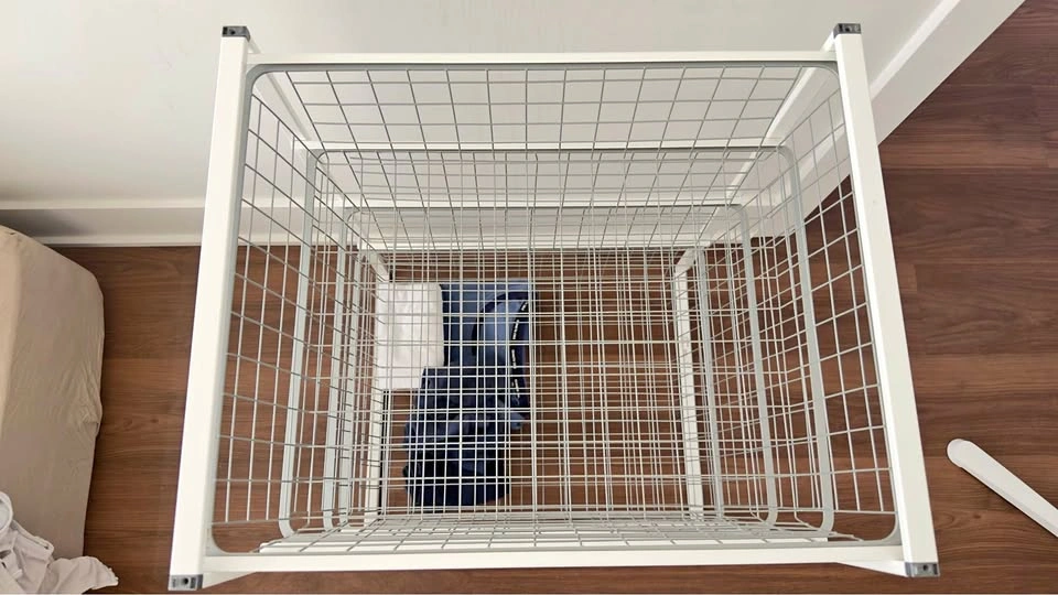 4 shelves