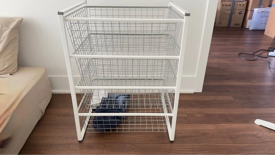 4 shelves - photo 3