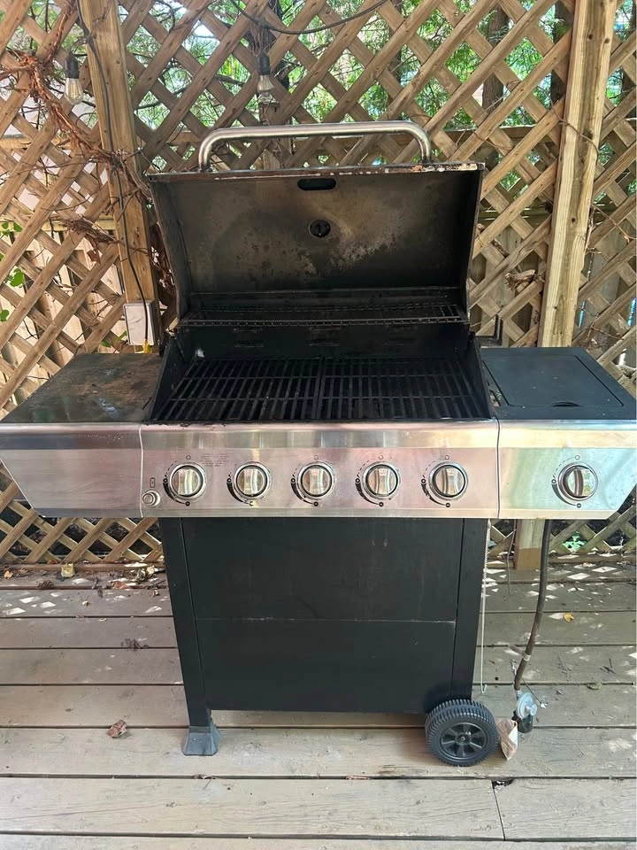 Nexgrill 5-Burner Propane Gas Grill with Side Burner - photo 2