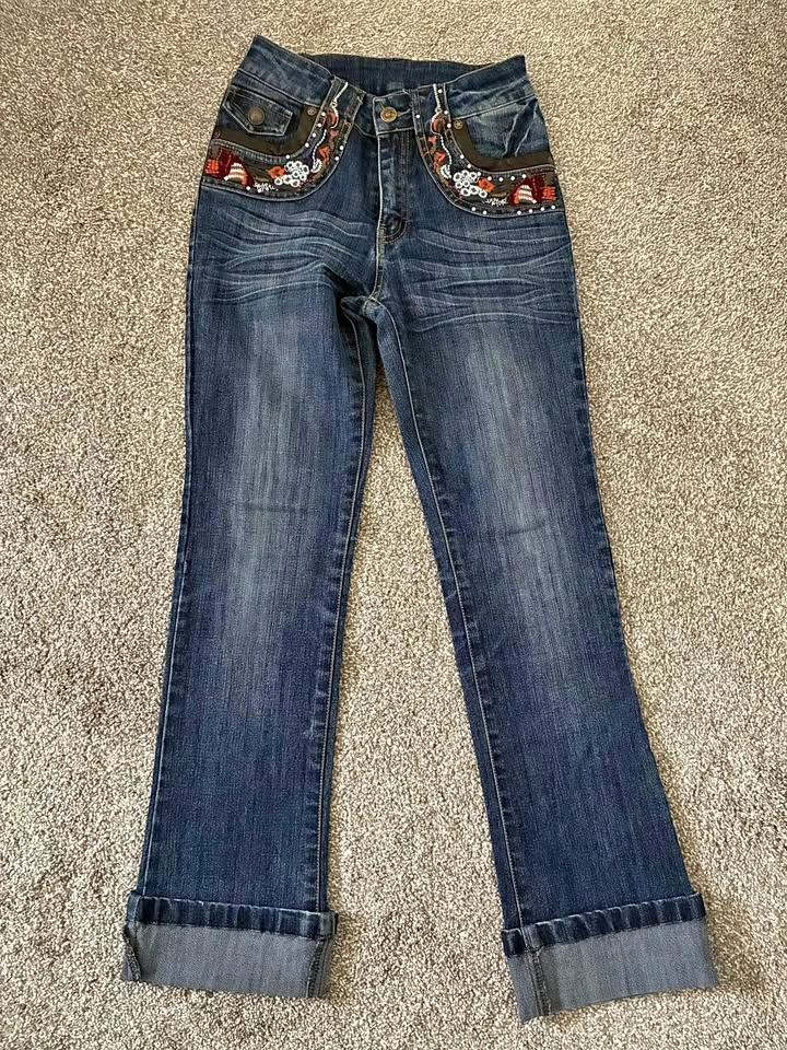 Embroidered Straight Leg Jeans