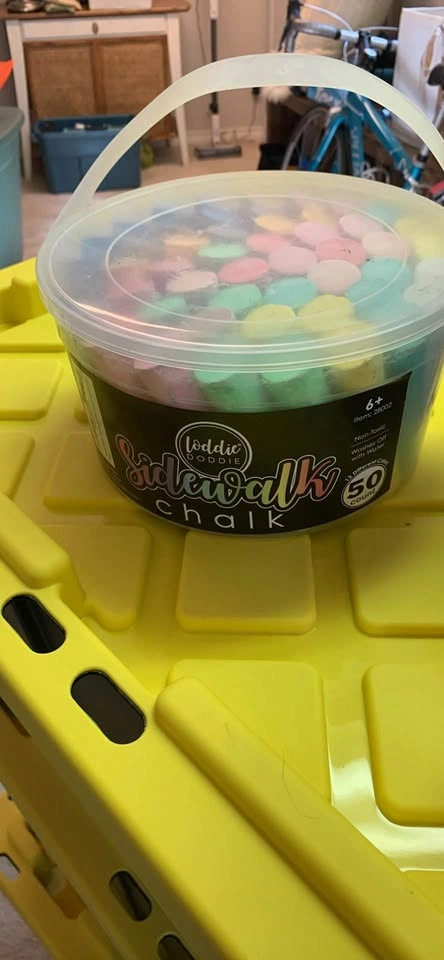 Kids Craft Kits & Sidewalk Chalk Bundle - photo 2