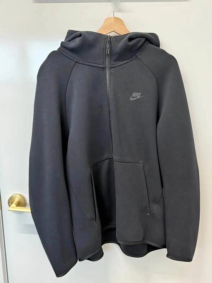 Nike Tech Fleece Tracksuit | Old Season