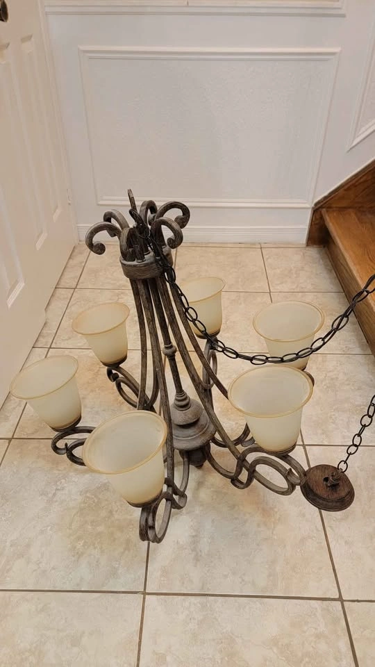 Ceiling light fixture chandelier - photo 2