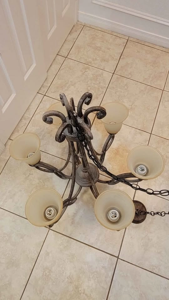Ceiling light fixture chandelier - photo 4