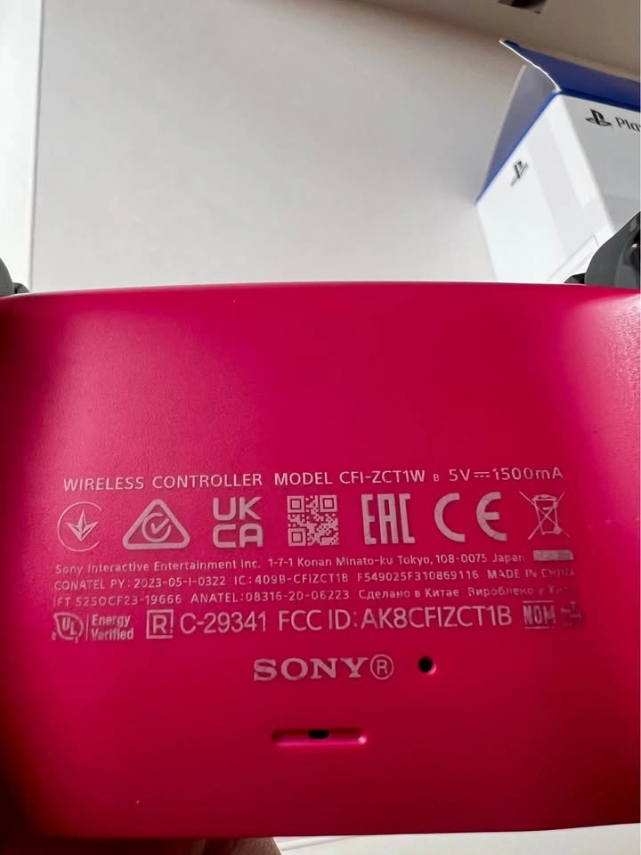 Sony PlayStation 5 DualSense Wireless Controller - Cosmic Red - photo 3