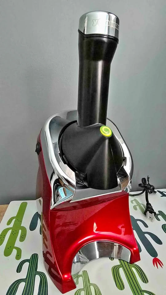 Yonanas Frozen Yogurt Maker
