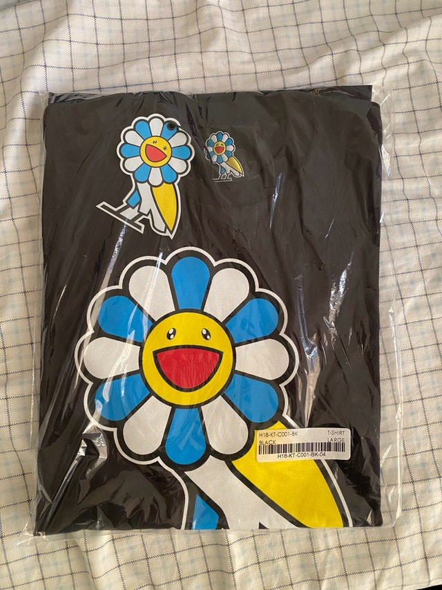 OVO Murakami tshirt size Large