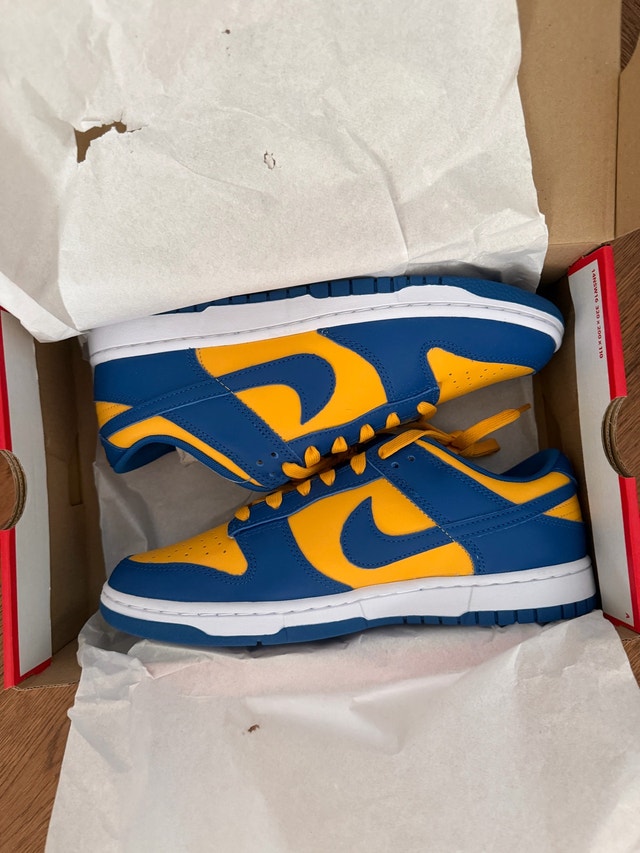 nike dunk low UCLA sz9