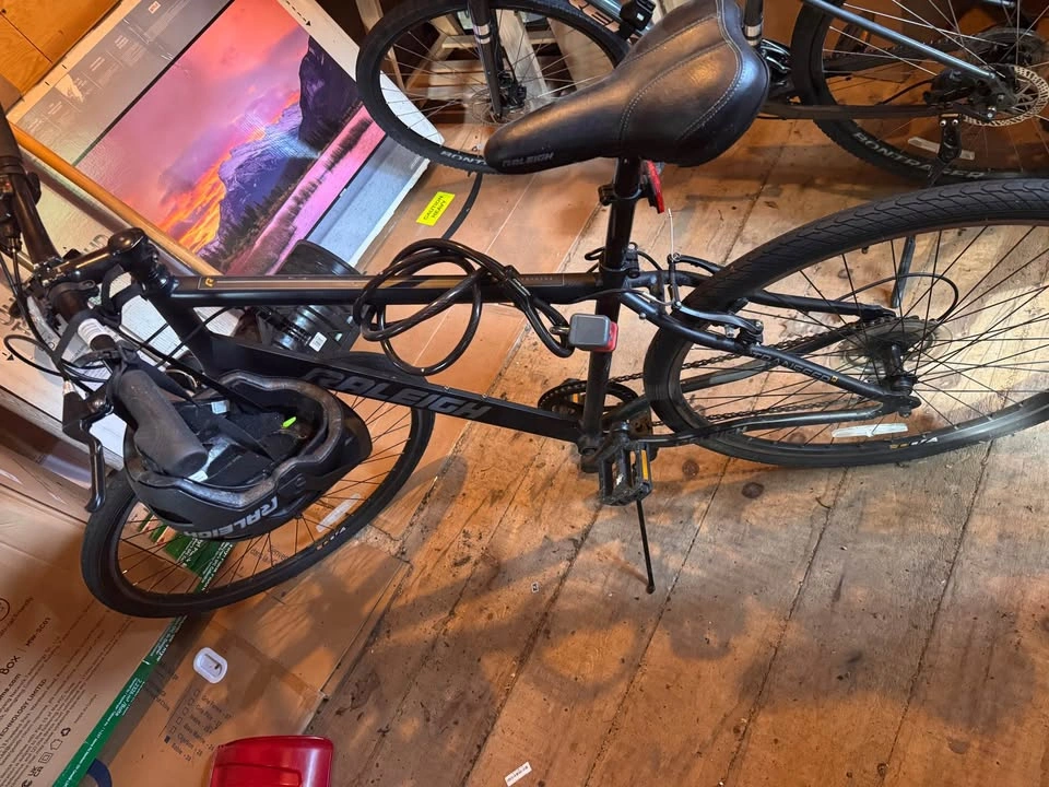 Raleigh Transcend Hybrid Bike - photo 2