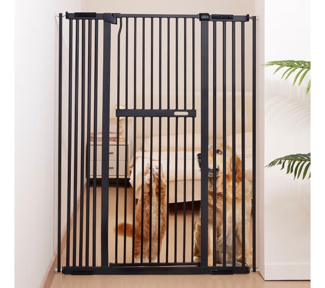 Tall Pet Gate for doorway or hallway - photo 2