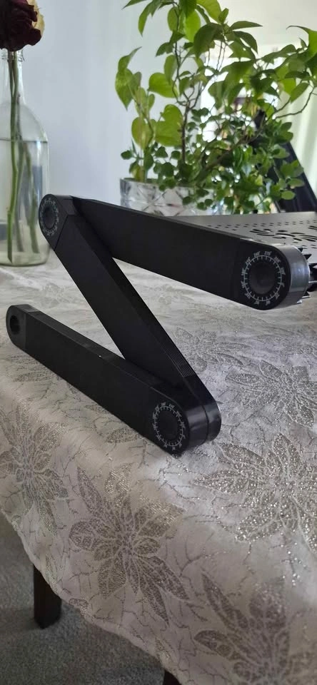 Adjustable Laptop Stand - photo 2