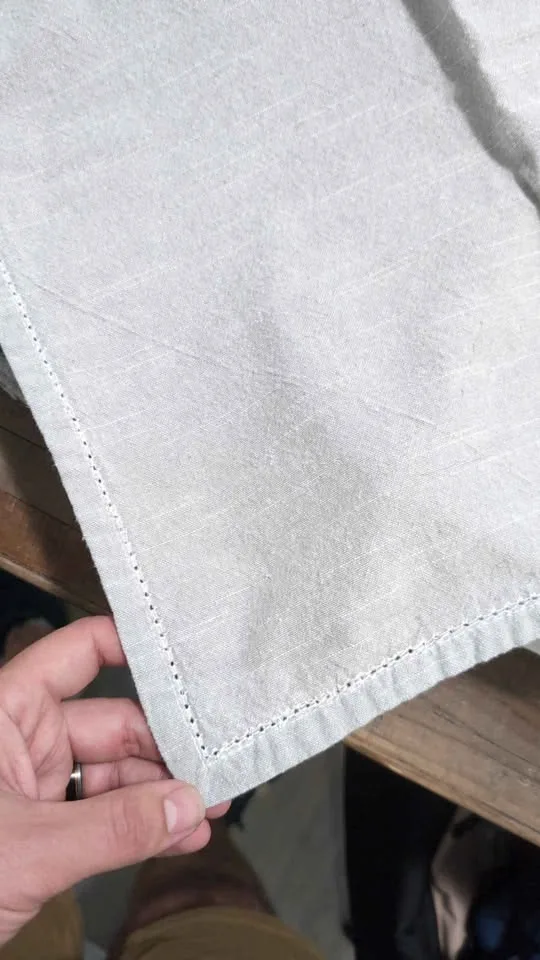 Assorted table linen image indicator(4)