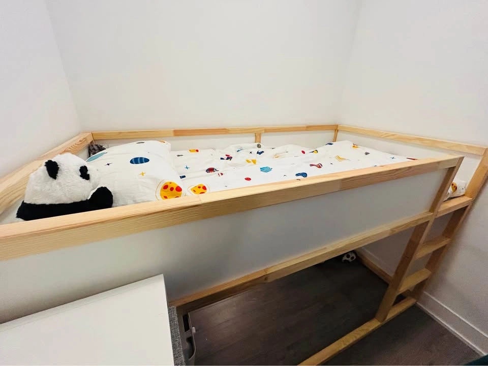 IKEA KURA Reversible Twin – Like New - photo 4