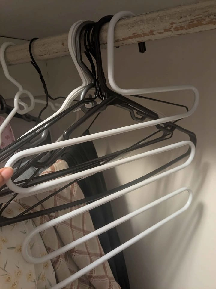 50+ hangers - photo 2