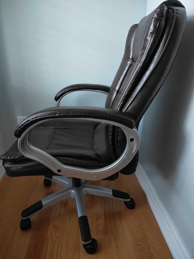 Office Chair - photo 2