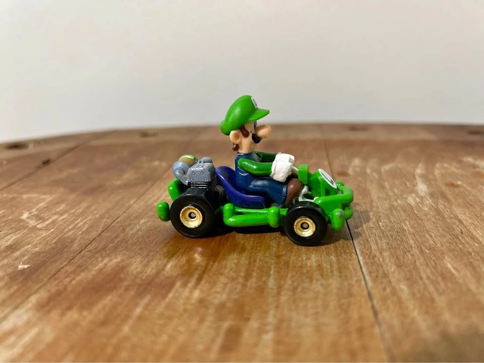 Hot Wheels Mario Kart pull-back vehicles LUIGI