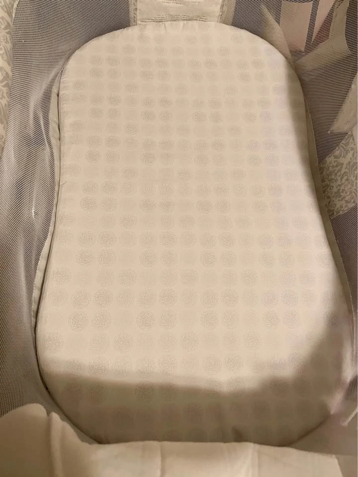 HALO Bassinest Premiere Series Swivel Sleeper with Insert - photo 2