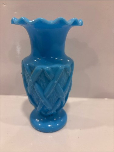 Vintage blue opaline milk glass bud vase w lattice pattern - photo 2