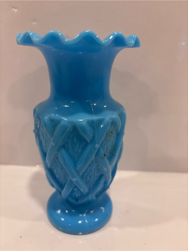 Vintage blue opaline milk glass bud vase w lattice pattern - photo 3