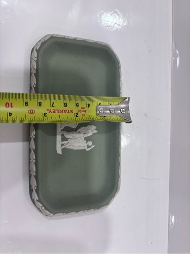 Green Jasperware Trinket Dish with White Relief Wedgwood - photo 4