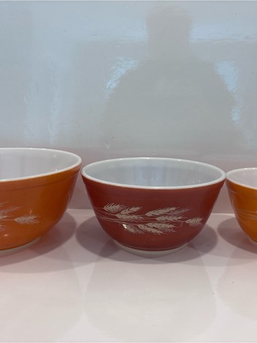 Vintage Pyrex wheat set of 3 nesting mixing bowls 401 402 403 - photo 2