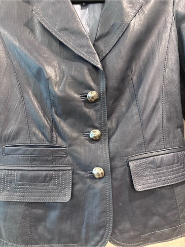 Danier genuine leather blazer women’s Small blue tailored jacket - photo 2