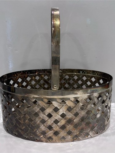 Vintage international silver company silver plated serving baske