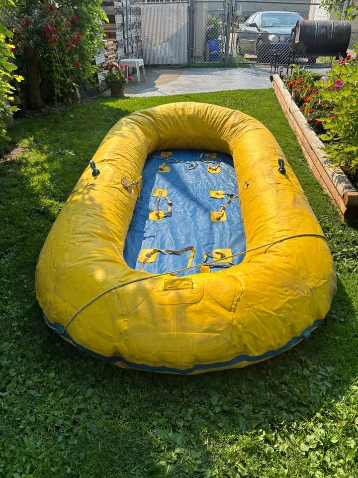 Vintage Taymor Clearwater Inflatable Raft - photo 3