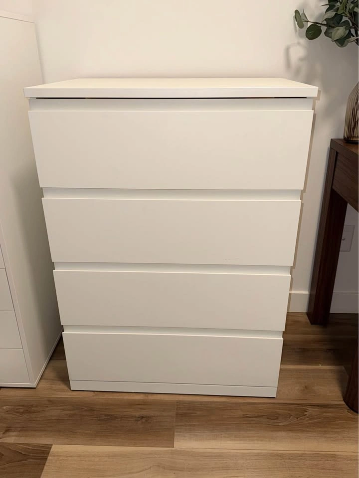 Storklinta White 4-Drawer Dresser - photo 5