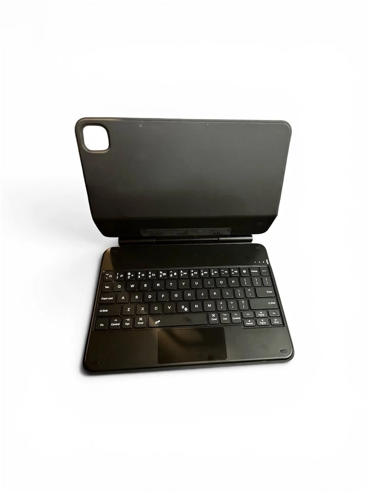 Magnetic Wireless Keyboard Case for iPad Pro / Air