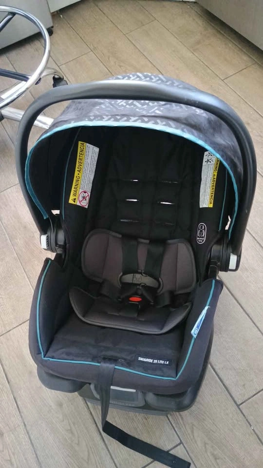 Graco Car Seat - photo 2