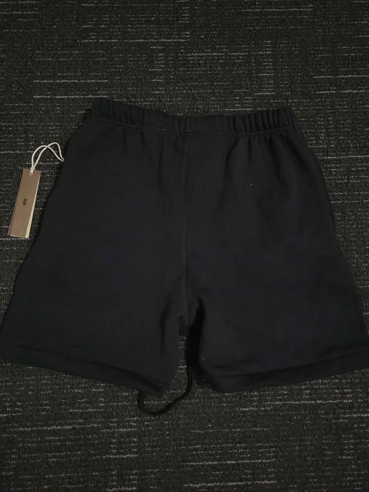 🔥SUMMER SALE🔥 Black Essentials Shorts - Medium - photo 3
