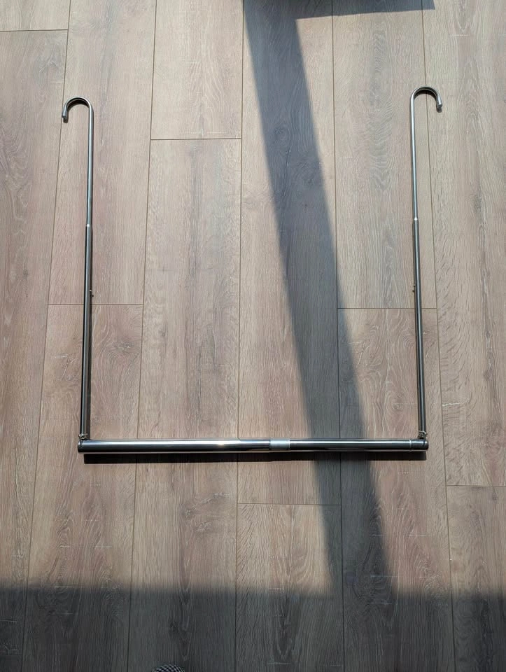 Extendable clothes rod - photo 2