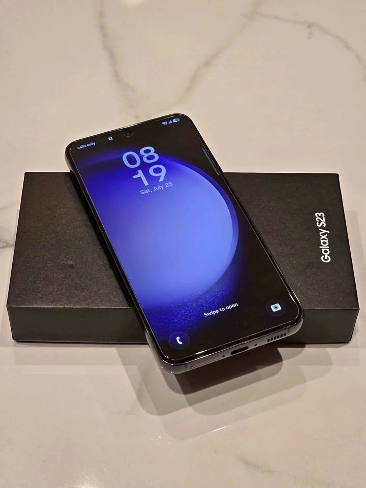 Samsung Galaxy S23 128GB - Phantom Black | Unlocked