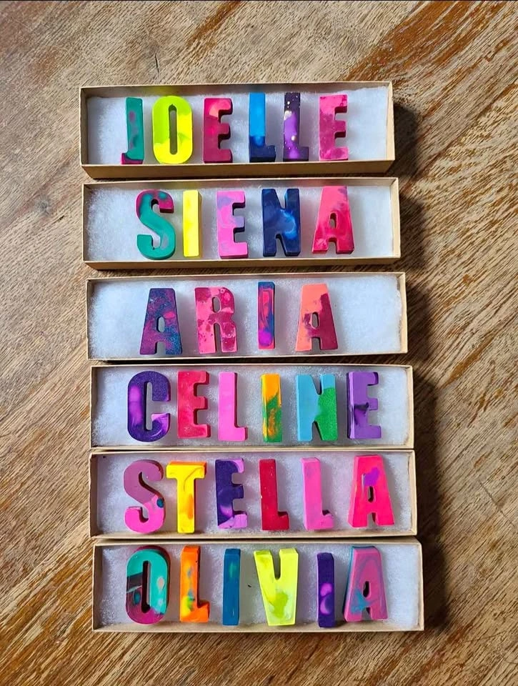 CUSTOM Crayon Name