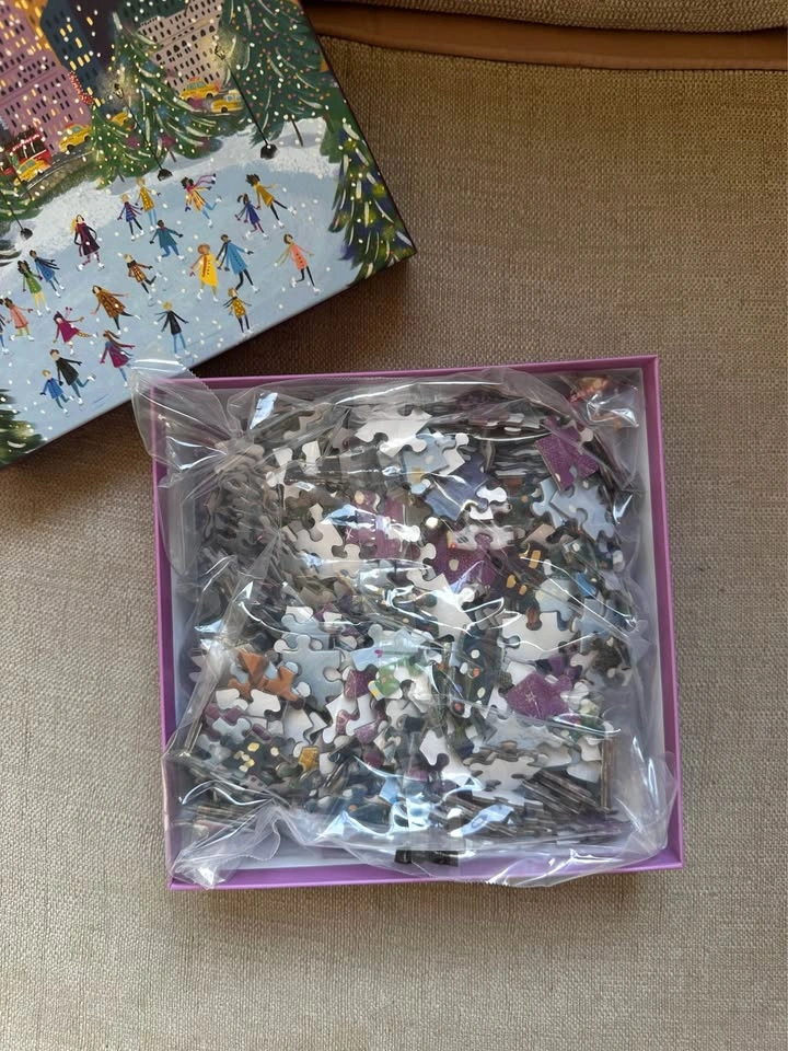Galison Merry Moonlight Skaters 500 Piece Foil Puzzle - New - photo 2