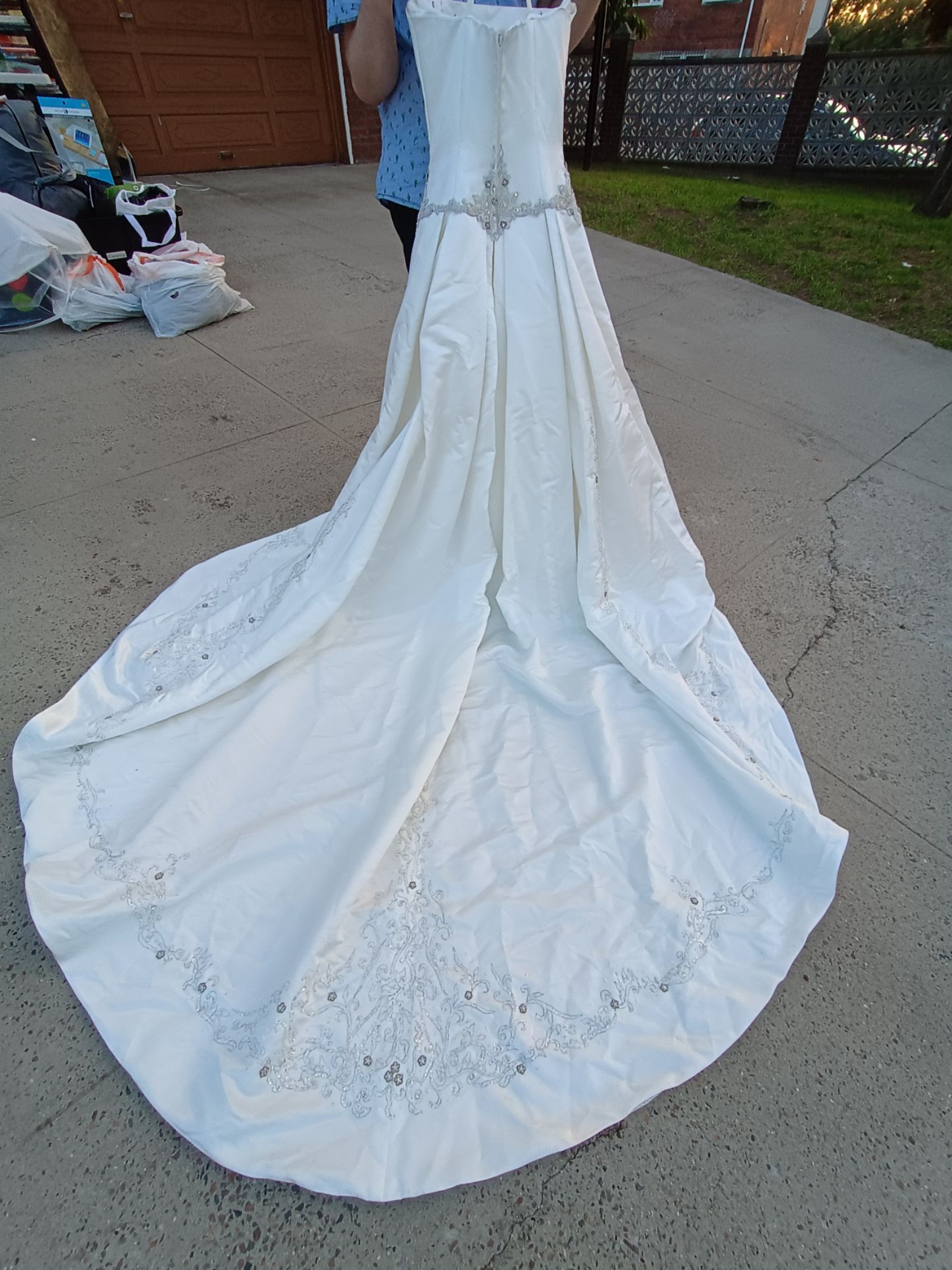 Christina Wu Ivory Wedding Gown Size 10 - photo 2