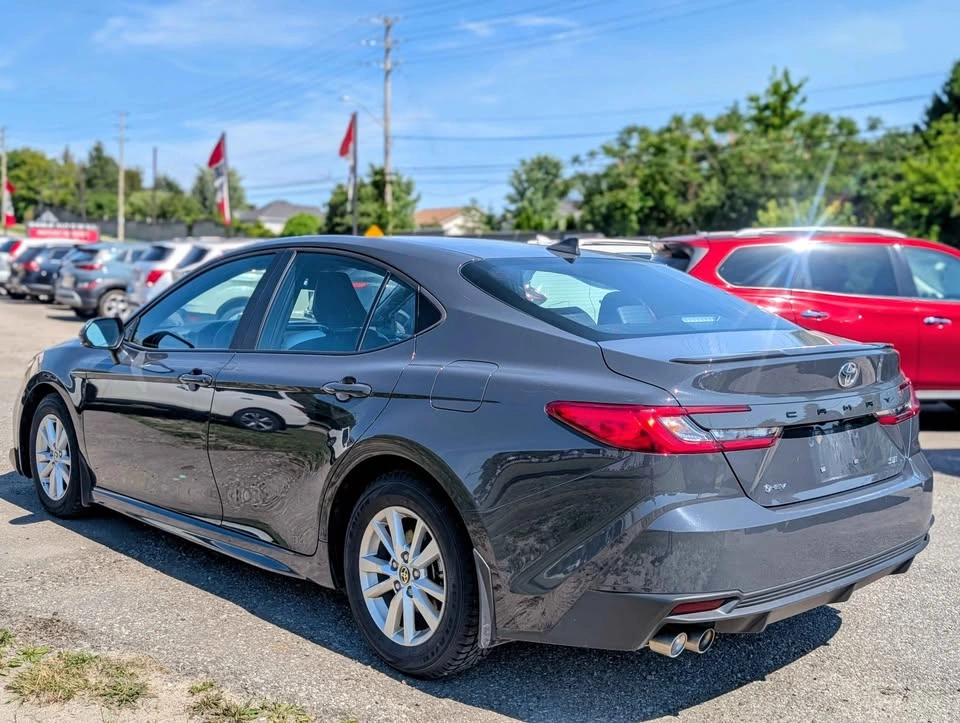 2025 Toyota Camry Hybrid - photo 4