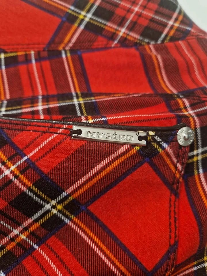 Nygard Luxe Slims Red Plaid Jeggings M (10-12) - photo 3
