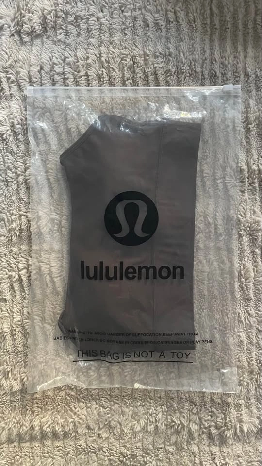 BRAND NEW Lululemon Sports Bra - photo 5